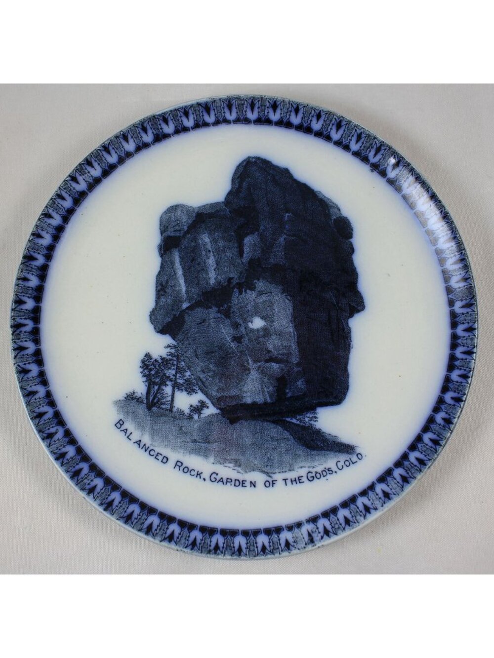 Balanced Rock Garden of the Gods CO Souvenir Plate Frank Beardmore England 1908